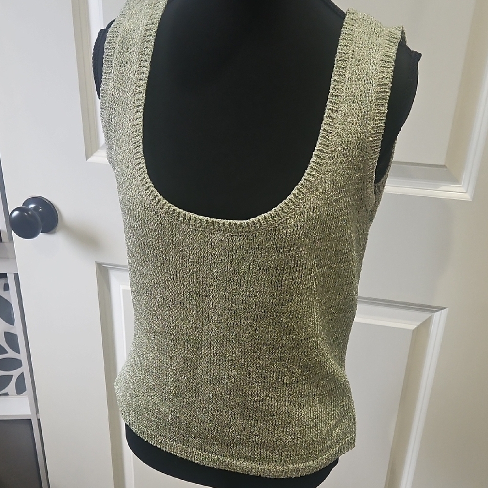Jones New York Sage Green Sleeveless Top